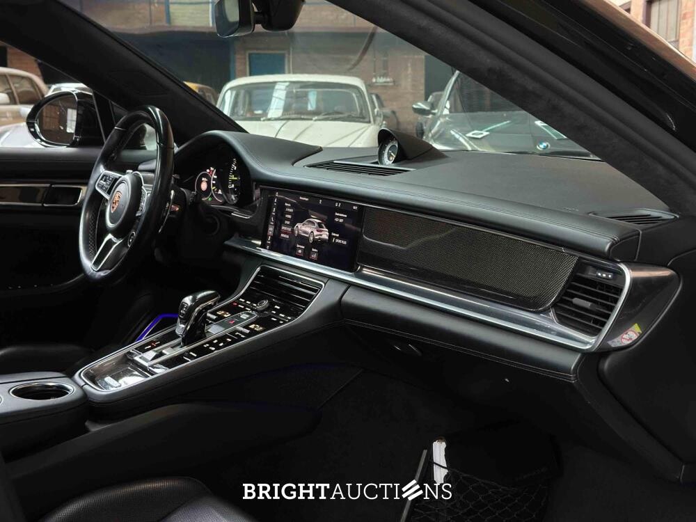 Porsche Panamera Sport Turismo Turbo S E-Hybrid 4.0 V8 680pk 2018 (Origineel-NL), SZ-605-P
