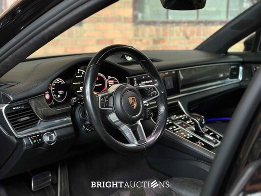 Porsche Panamera Sport Turismo Turbo S E-Hybrid 4.0 V8 680pk 2018 (Origineel-NL), SZ-605-P
