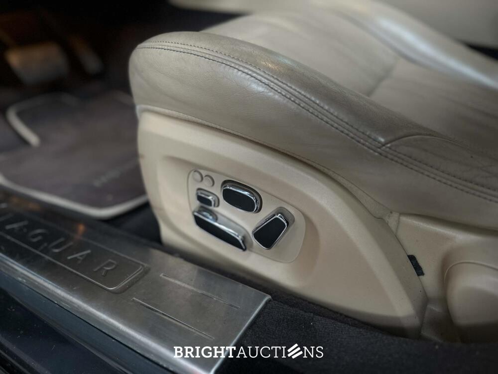 Jaguar XJ L 5.0 V8 LWB Portfolio 385pk 2011 MY