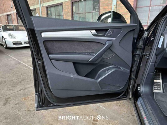 Audi Q5 40 TDI Quattro Sport S-Line Edition 190pk 2019, J-615-DG