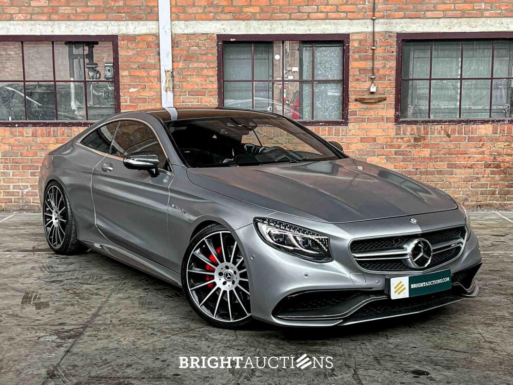 Mercedes-AMG S63 AMG 5.5 V8 4Matic 585pk 2015 S-Klasse Coupe Mercedes-Benz, N-942-DN
