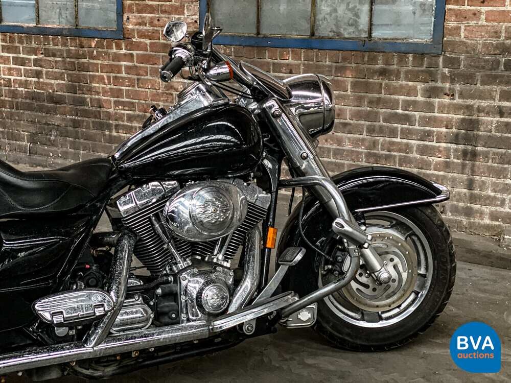 2004 Harley Davidson Road King FLHRS Cruiser 63 PS.