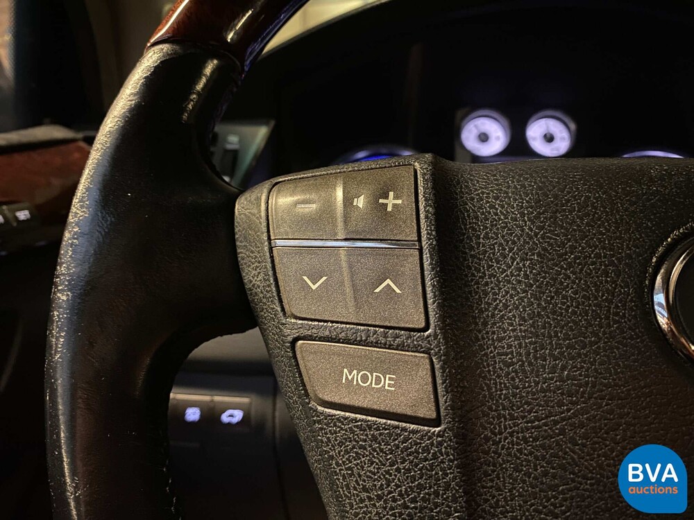 Lexus LX570 380 PS 2017 B6 B7 gepanzert gepanzert.