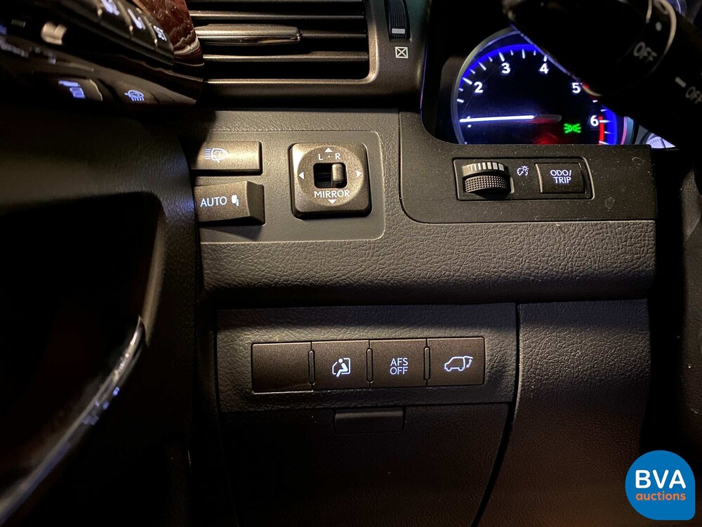 Lexus LX570 380 PS 2017 B6 B7 gepanzert gepanzert.