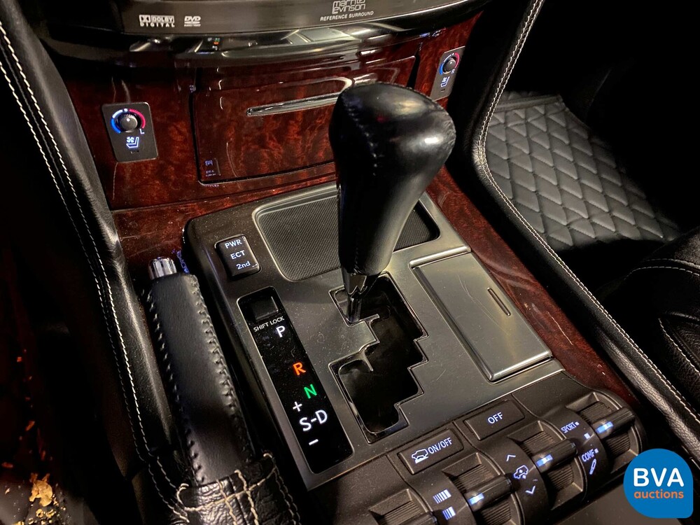 Lexus LX570 380 PS 2017 B6 B7 gepanzert gepanzert.