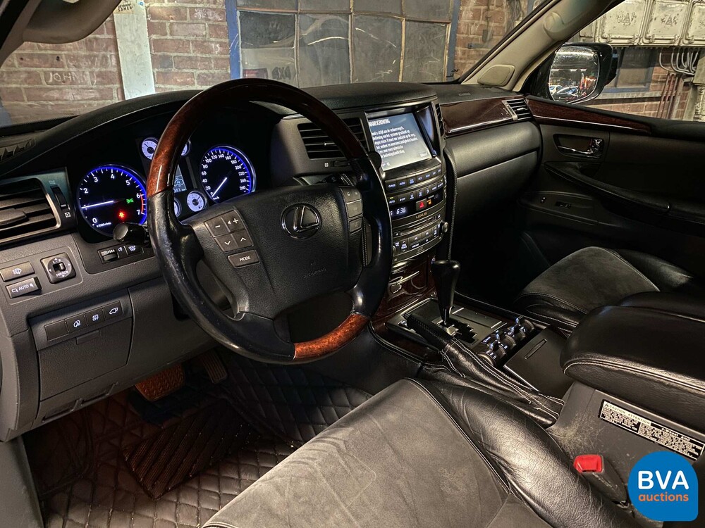 Lexus LX570 380 PS 2017 B6 B7 gepanzert gepanzert.
