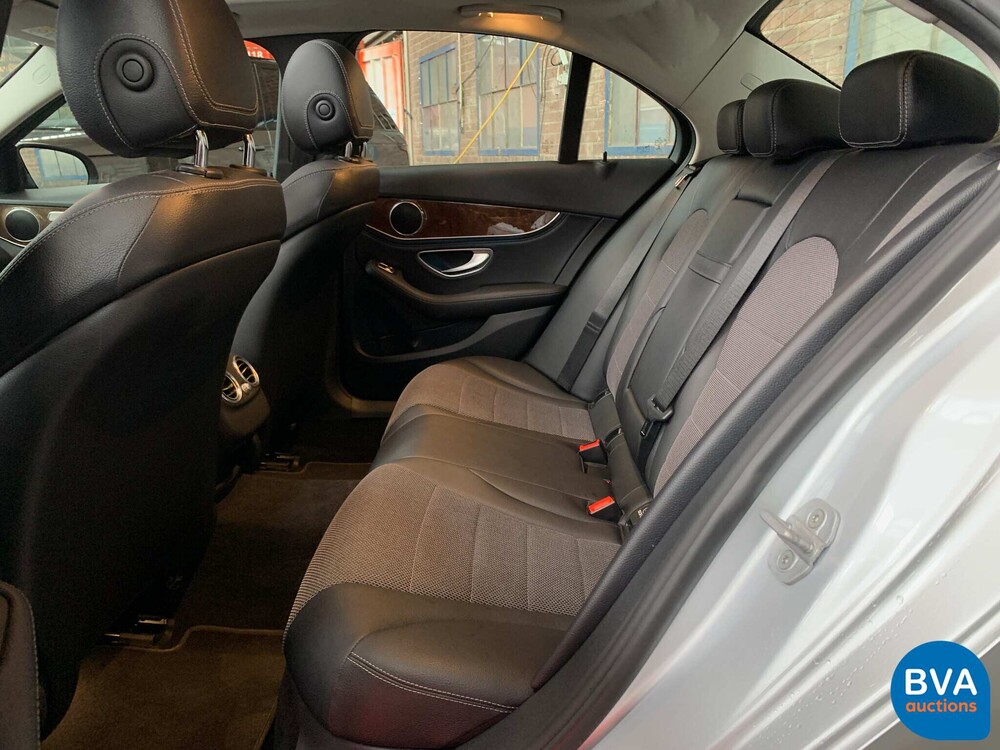 Mercedes-Benz C300 Prestige C-Klasse 245 PS 2015, NL-168-J.