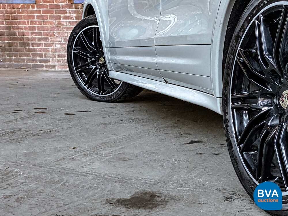 Porsche Cayenne S4.8 Sportchrono 400 PS 2013, JP-842-T.