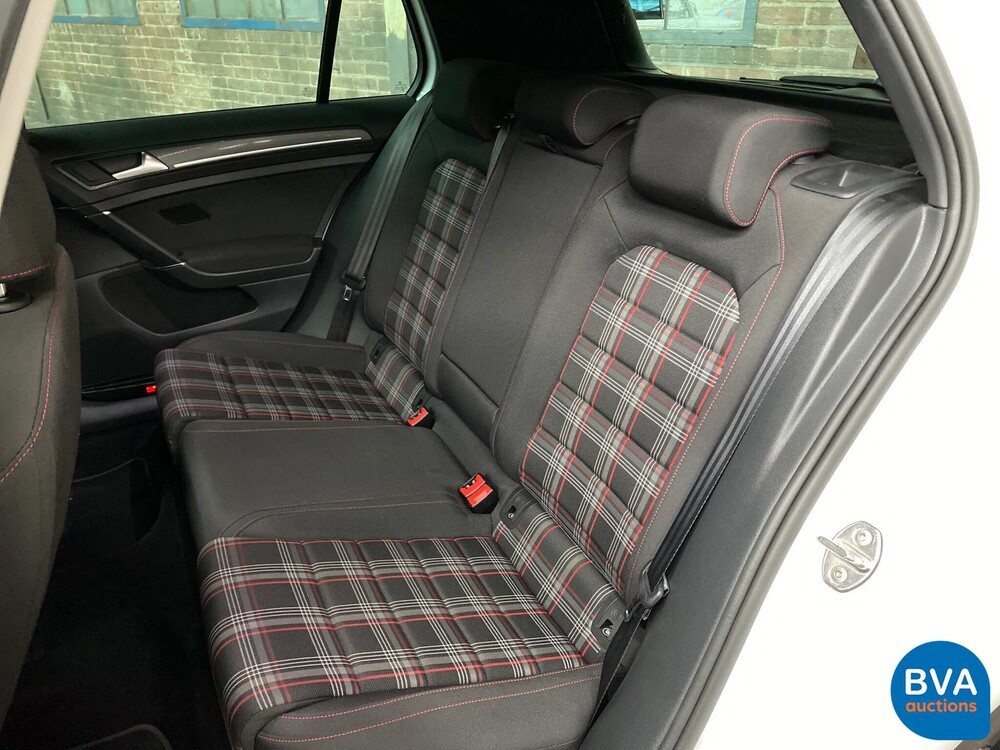 Volkswagen Golf GTI 2.0 TSI Leistung 245 PS 2020 FACELIFT, K-876-HF.