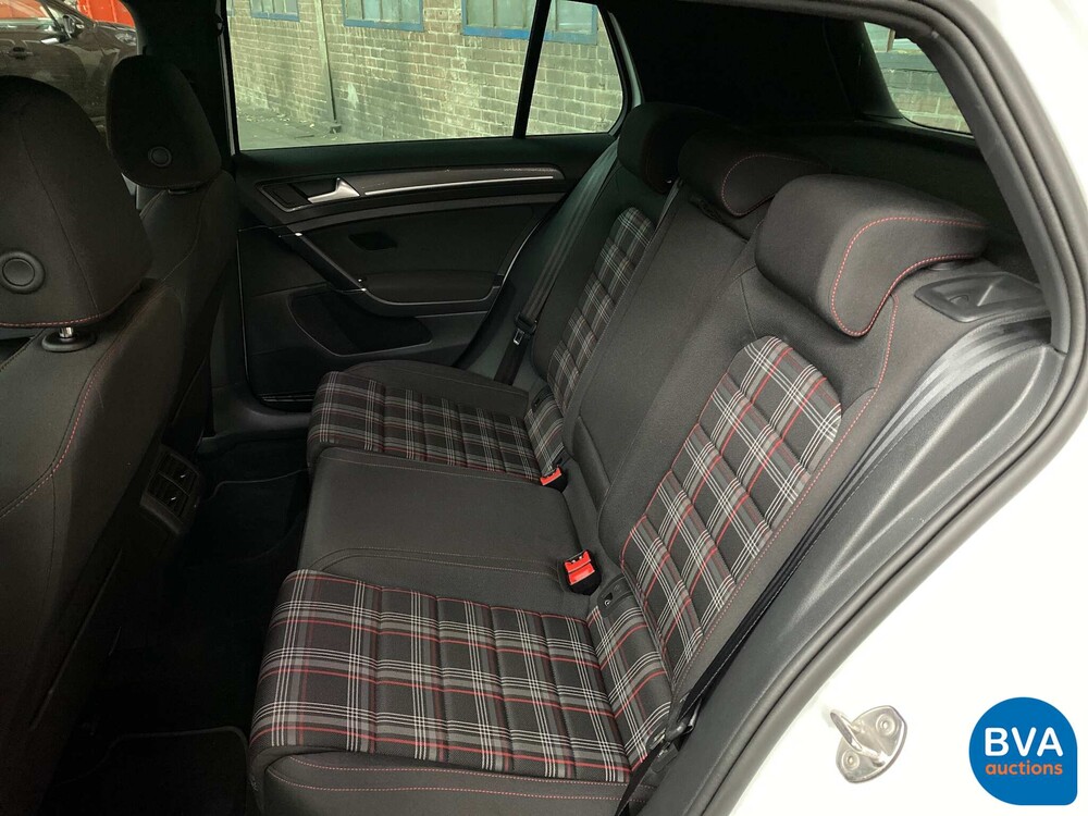 Volkswagen Golf GTI 2.0 TSI Leistung 245 PS 2020 FACELIFT, K-876-HF.