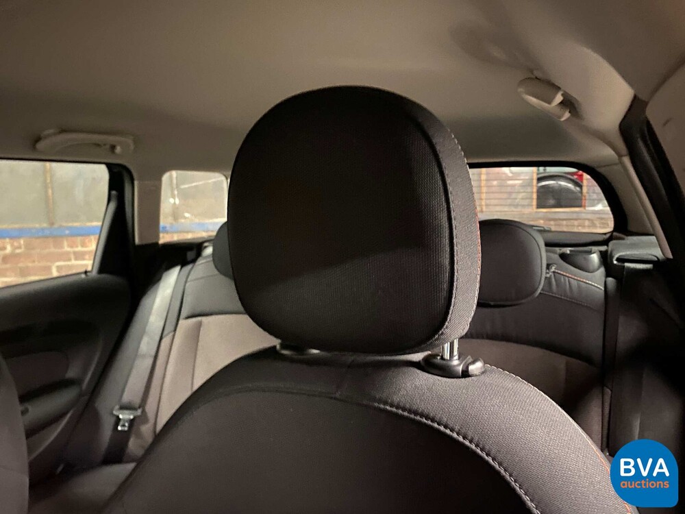 Mini Clubmann 1.5D 116 PS 2016 British Racing Green Mini Cooper.