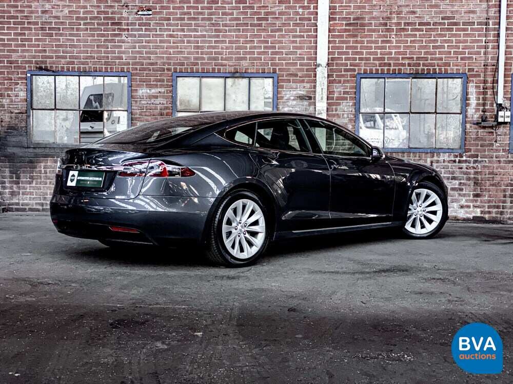 Tesla Model S 75 333pk 2017 -Org. NL-, PP-332-T 