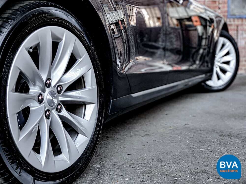 Tesla Model S 75 333pk 2017 -Org. NL-, PP-332-T 