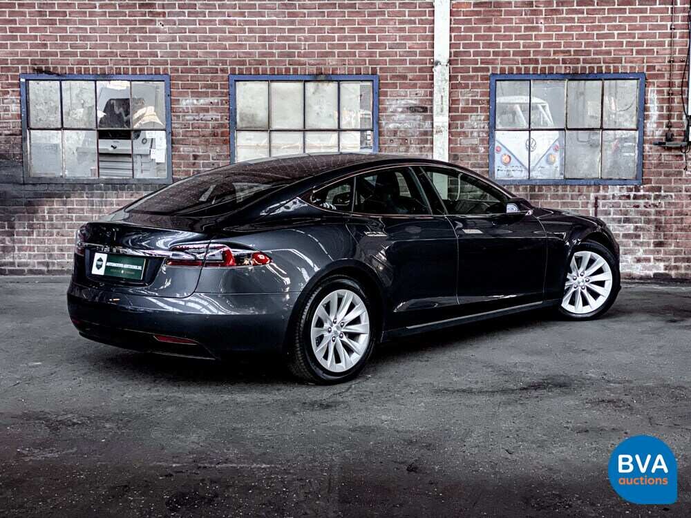 Tesla Model S 75 333pk 2017 -Org. NL-, PP-332-T 