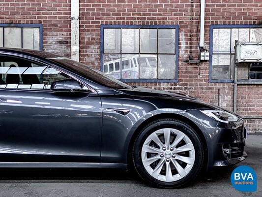 Tesla Model S 75 333pk 2017 -Org. NL-, PP-332-T 