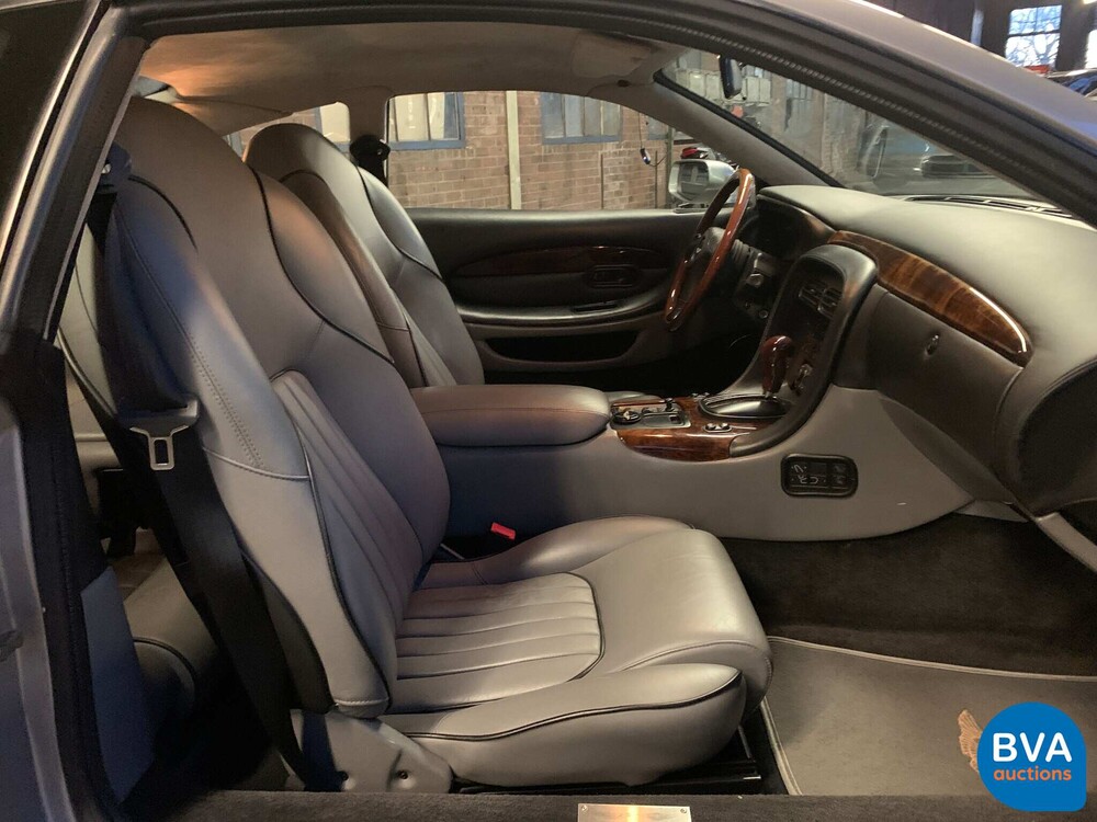 Aston Martin DB7 3.2 Coupé 325 PS 1996, 81-JT-RP.