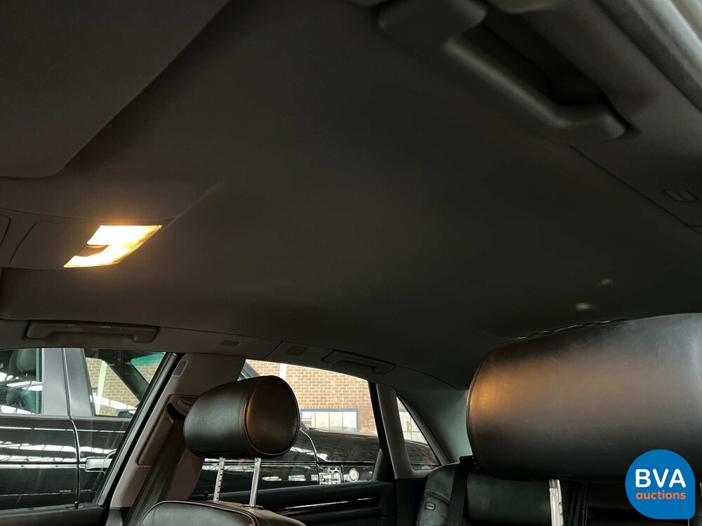 Audi A8 2.8 5V quattro Exclusive 193pk 2002 -Org. NL-, 21-JZ-DK.