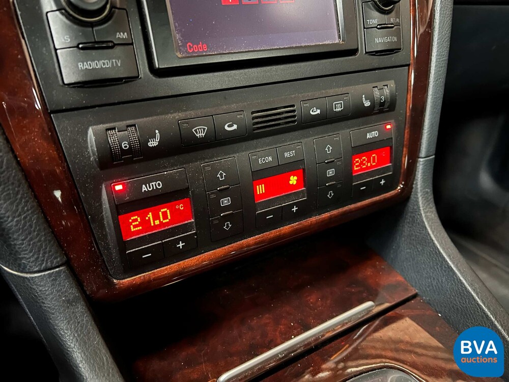 Audi A8 2.8 5V quattro Exclusive 193pk 2002 -Org. NL-, 21-JZ-DK.