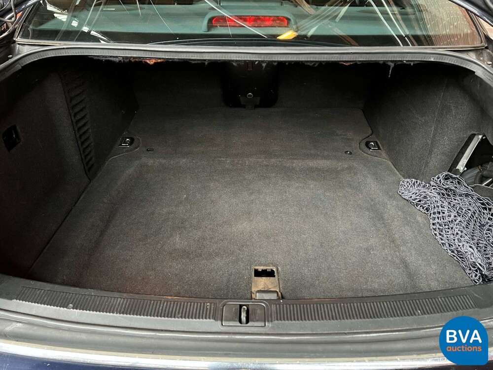 Audi A8 2.8 5V quattro Exclusive 193pk 2002 -Org. NL-, 21-JZ-DK.