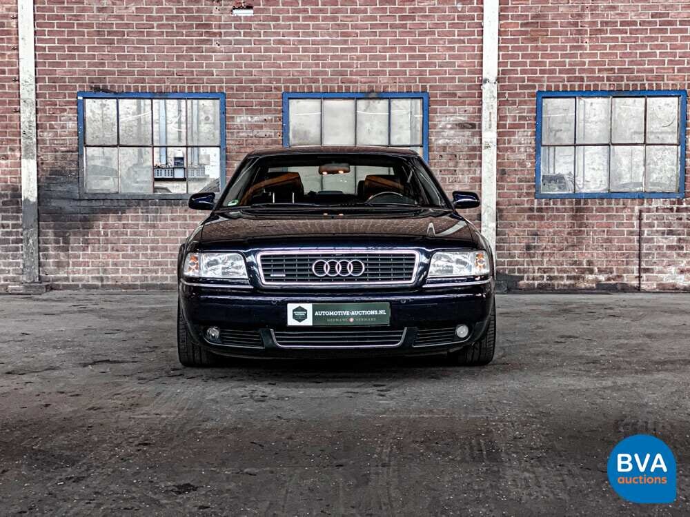 Audi A8 2.8 5V quattro Exclusive 193pk 2002 -Org. NL-, 21-JZ-DK.