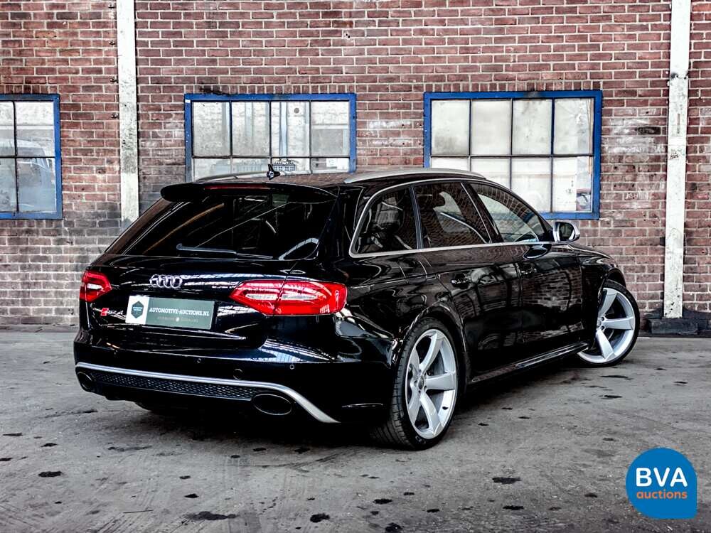 Audi RS4 Avant4.2 FSI Quattro 450 PS 2013, KS-536-B.