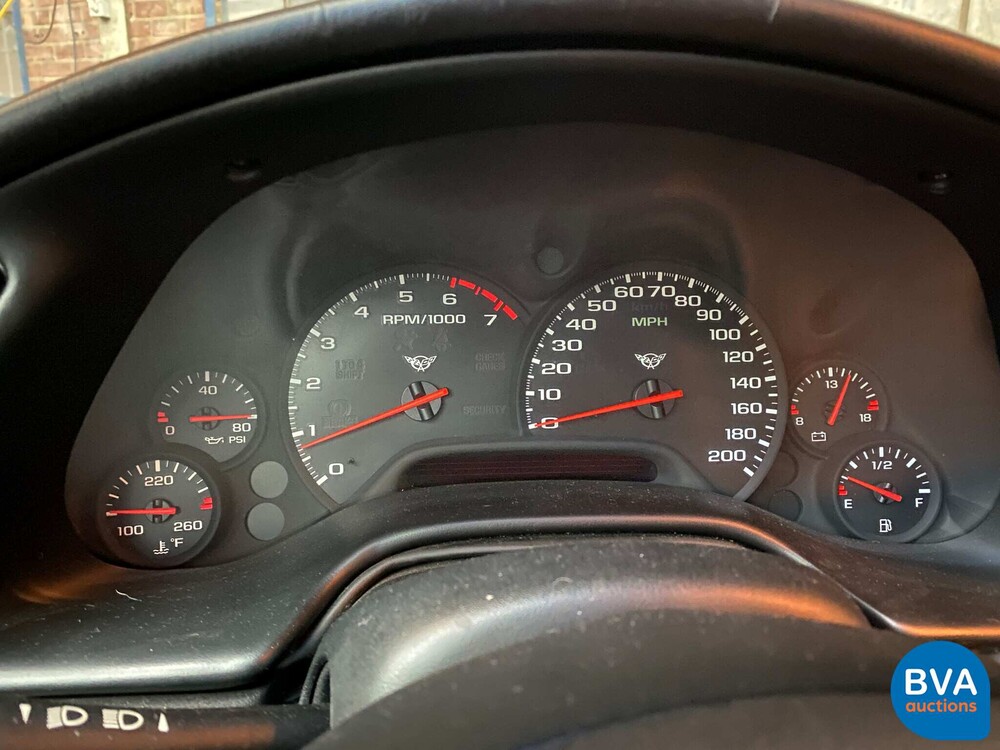 Chevrolet Corvette C55.7 V8 Targa 350 PS 2000.