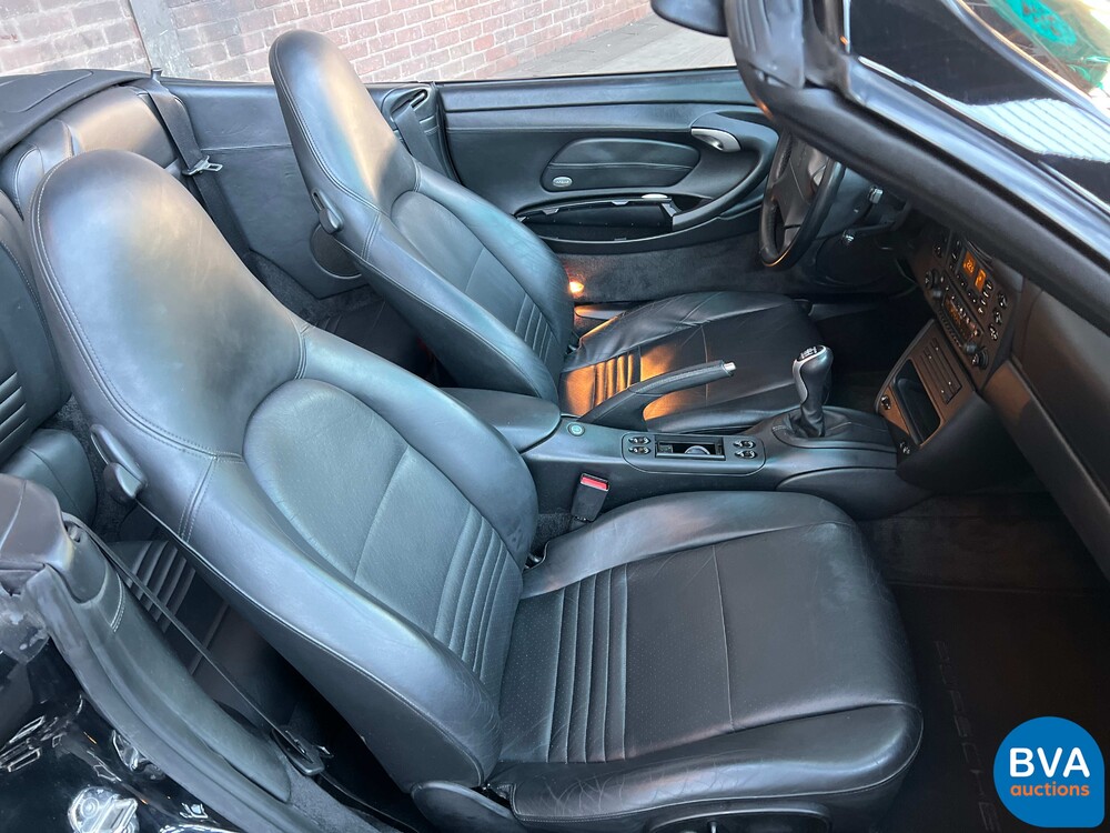 Porsche 911 Carrera 2 Cabriolet 996 301pk 1999, JK-555-B.