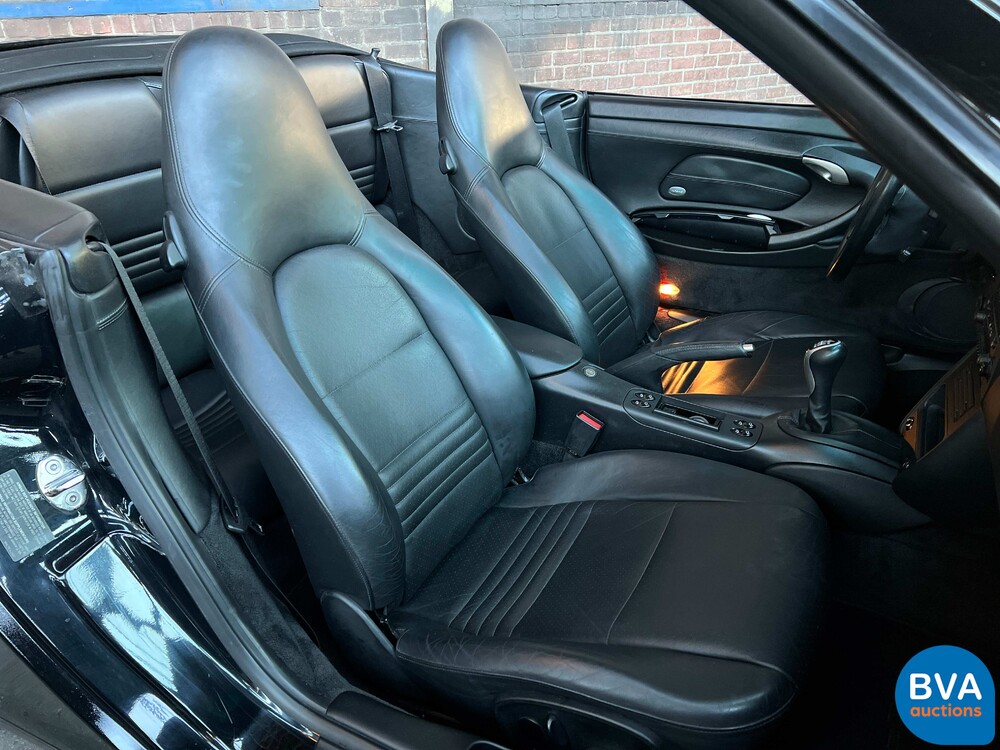 Porsche 911 Carrera 2 Cabriolet 996 301pk 1999, JK-555-B.