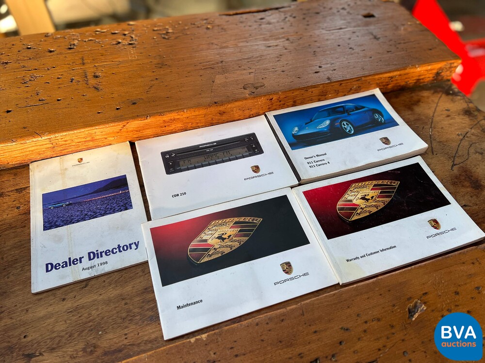 Porsche 911 Carrera 2 Cabriolet 996 301pk 1999, JK-555-B.