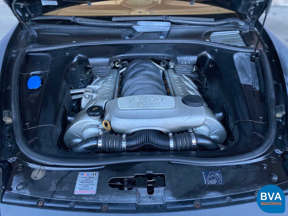 Porsche Cayenne Turbo 4.5 V8 450hp 2005 -YOUNGTIMER-.