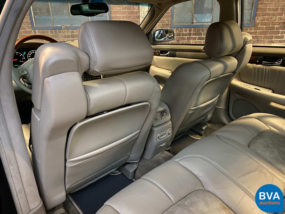 Cadillac Sevilla 4.6-V8 SLS-A 279PS 2001 -Org. NL-, 45-HH-ZK.