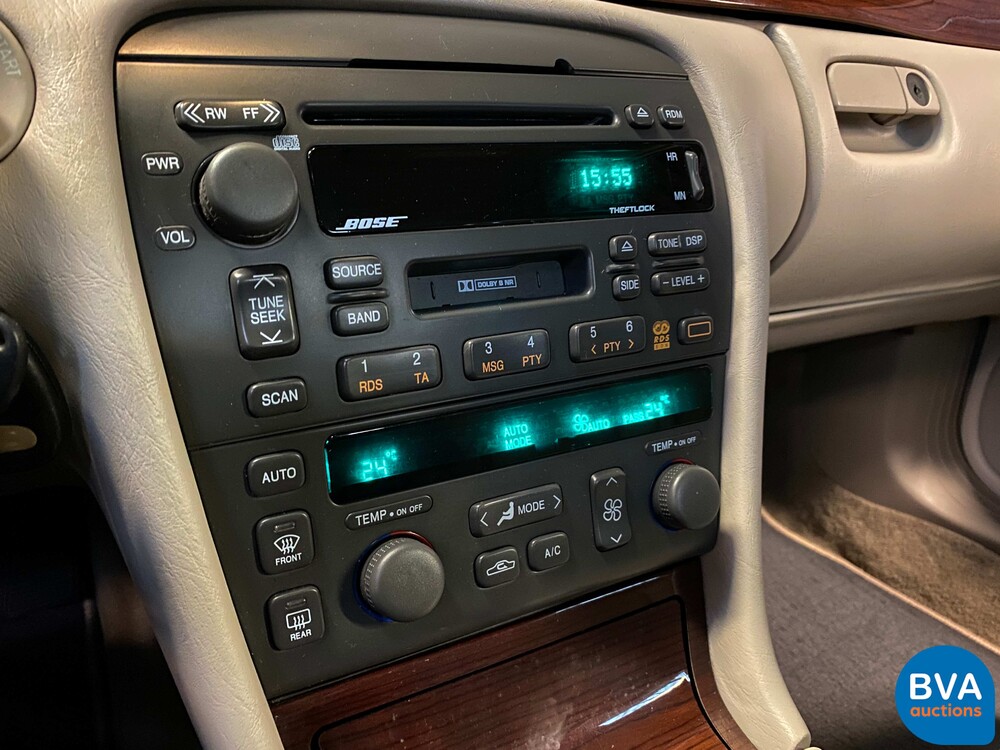 Cadillac Sevilla 4.6-V8 SLS-A 279PS 2001 -Org. NL-, 45-HH-ZK.