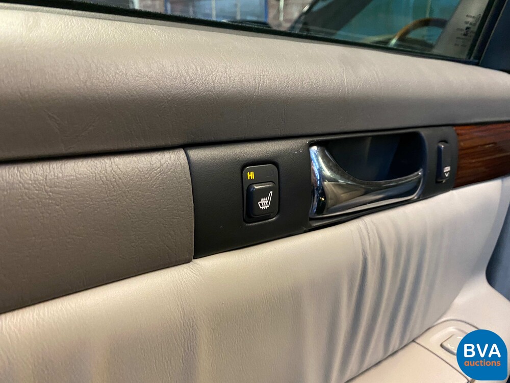 Cadillac Sevilla 4.6-V8 SLS-A 279PS 2001 -Org. NL-, 45-HH-ZK.