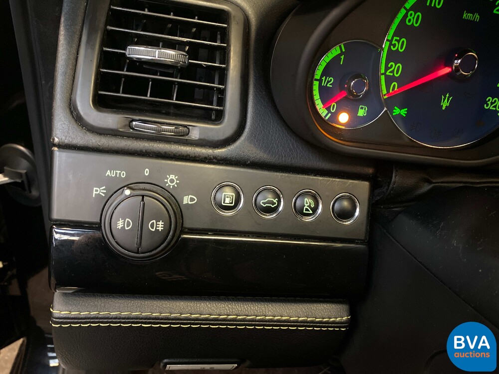 Maserati Quattroporte 4.2 V8 Sport GT 401 PS 2008.