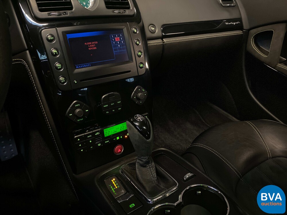 Maserati Quattroporte 4.2 V8 Sport GT 401 PS 2008.