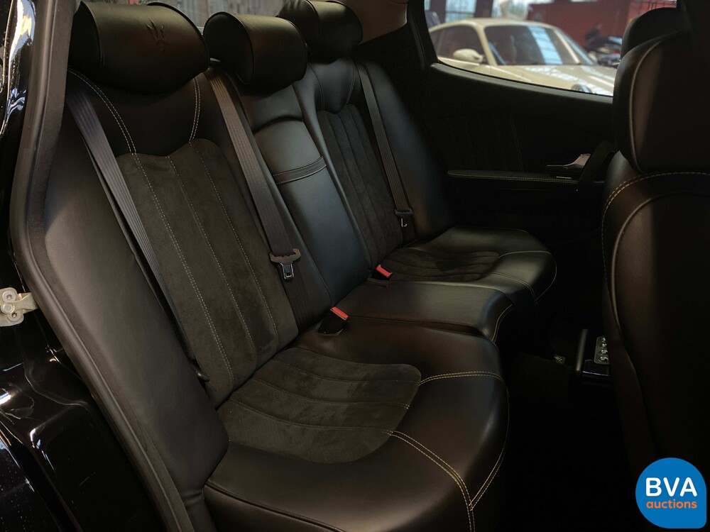 Maserati Quattroporte 4.2 V8 Sport GT 401 PS 2008.