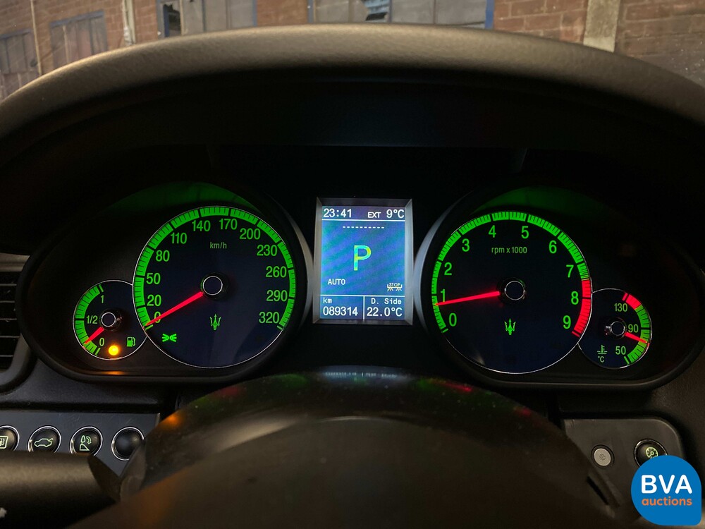 Maserati Quattroporte 4.2 V8 Sport GT 401 PS 2008.