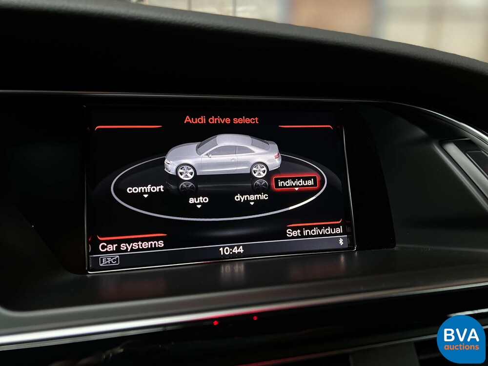 Audi RS5 Coupé Akrapovic 4.2 FSI Quattro 4.2 V8 450 PS 2013.