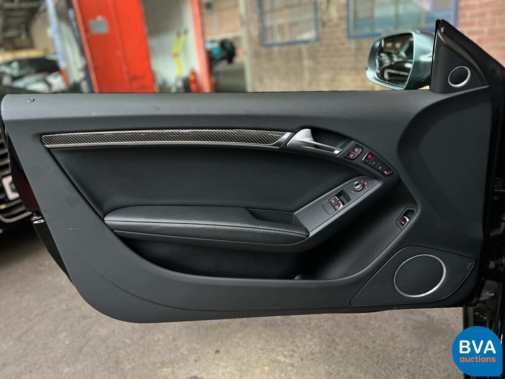 Audi RS5 Coupé Akrapovic 4.2 FSI Quattro 4.2 V8 450 PS 2013.