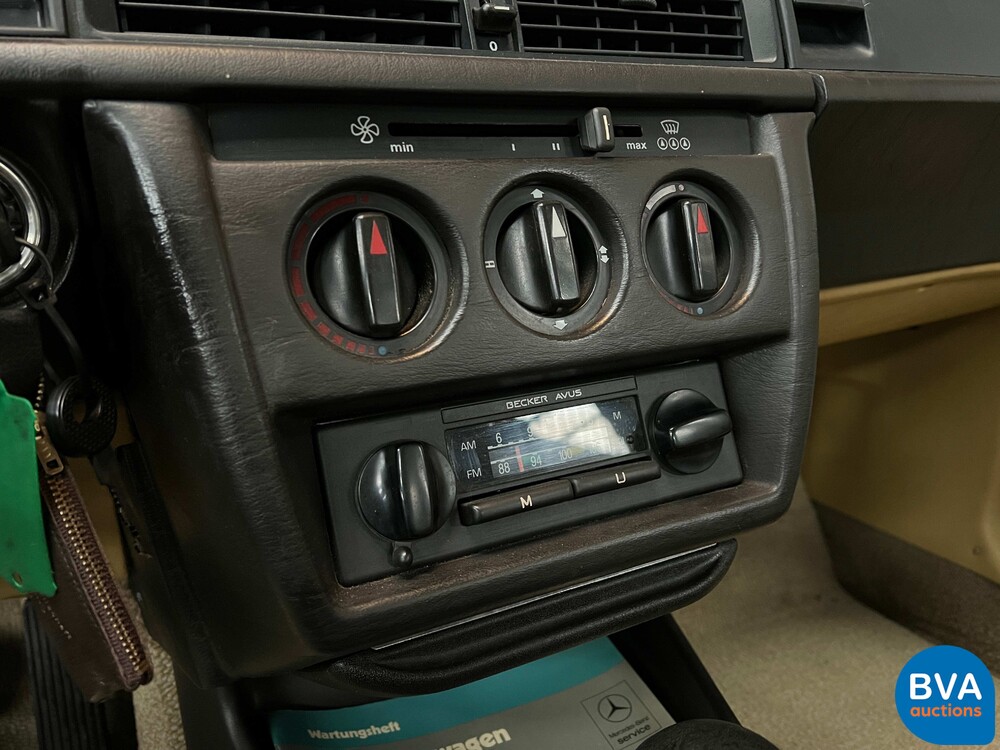 Mercedes-Benz 190E 2.0 90 PS W201 1983, 66-NDZ-8.