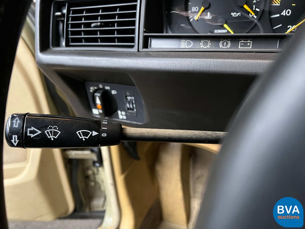 Mercedes-Benz 190E 2.0 90 PS W201 1983, 66-NDZ-8.