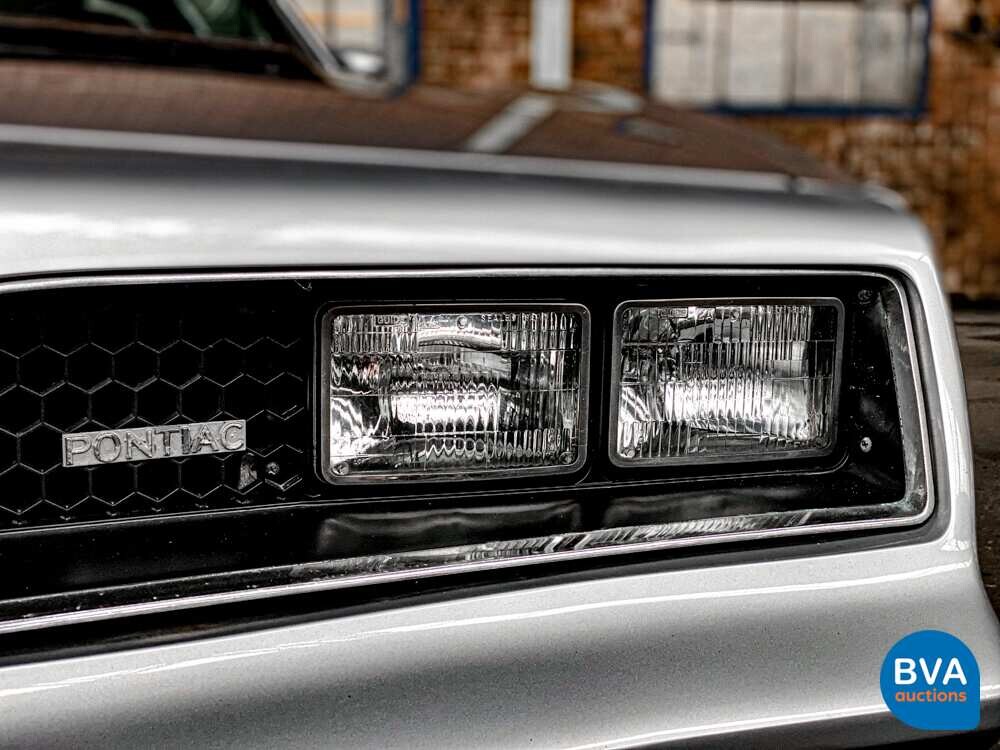 Pontiac Firebird 6.5 Formel 400 250 PS 1977, 73-YA-82.