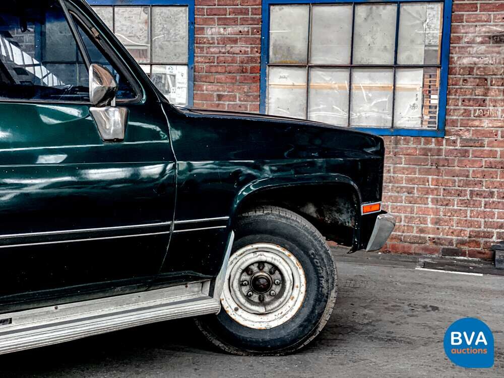 Chevrolet Suburban C2500 180 PS 1985.