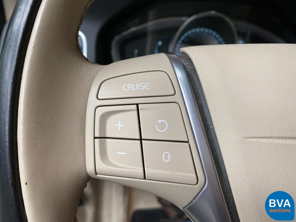 Volvo S60 2.5T AWD 5-Zylinder 254 PS 2016, N-372-NJ.