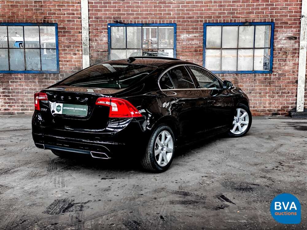 Volvo S60 2.5T AWD 5-Zylinder 254 PS 2016, N-372-NJ.