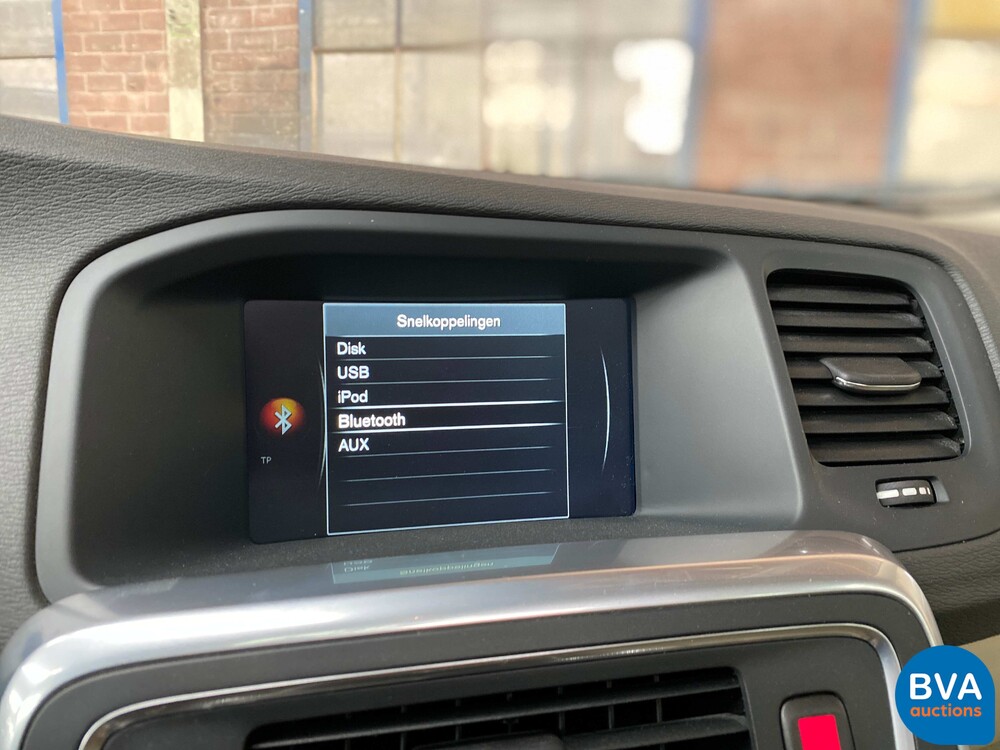 Volvo S60 2.5T AWD 5-Zylinder 254 PS 2016, N-372-NJ.