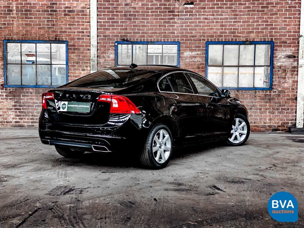 Volvo S60 2.5T AWD 5-Zylinder 254 PS 2016, N-372-NJ.