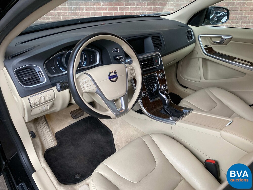 Volvo S60 2.5T AWD 5-Zylinder 254 PS 2016, N-372-NJ.