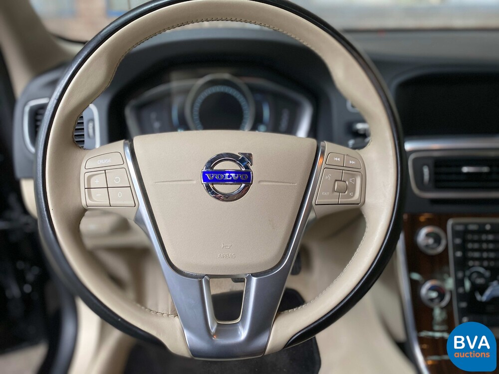 Volvo S60 2.5T AWD 5-Zylinder 254 PS 2016, N-372-NJ.