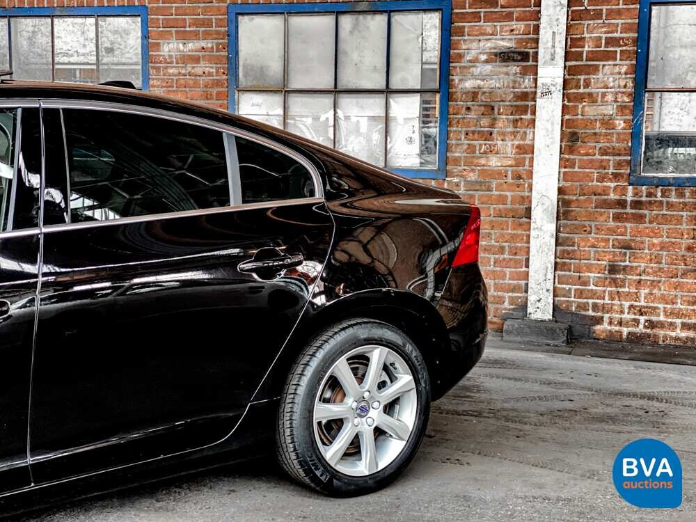 Volvo S60 2.5T AWD 5-Zylinder 254 PS 2016, N-372-NJ.